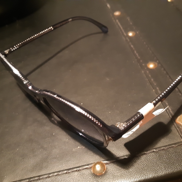 Chanel 5403 sunglasses. - Picture 2 of 3